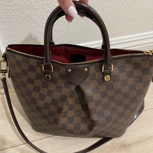 COPY - 💯 authentic Louis Vuitton bag